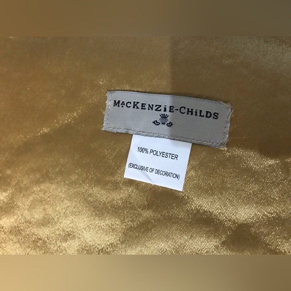 EUC Beaded Runner - Picture 2 of 3